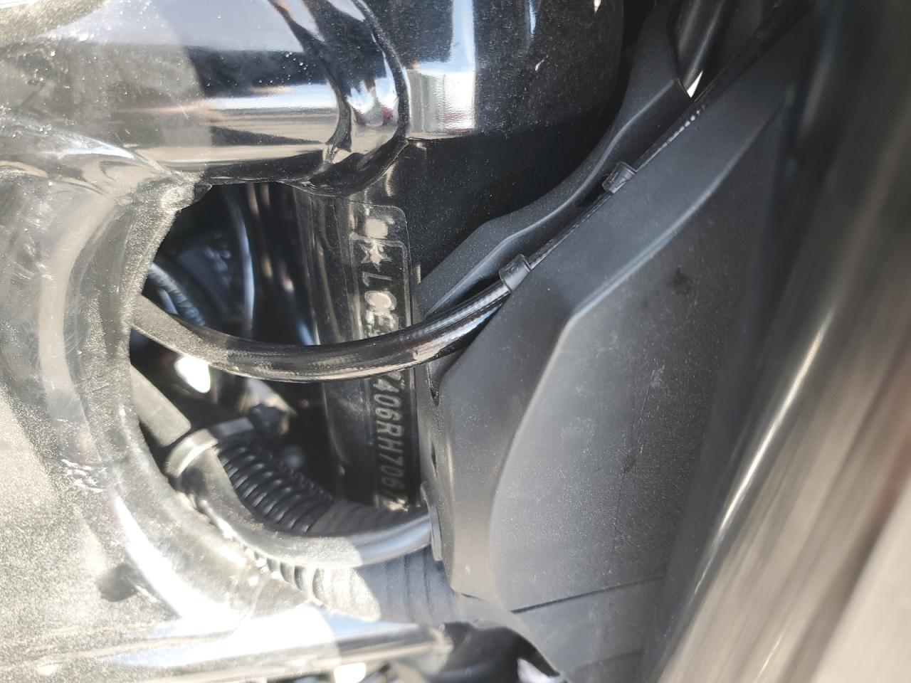 2024 Ktm 790 Duke VIN: LCETU7406RH706702 Lot: 89649815