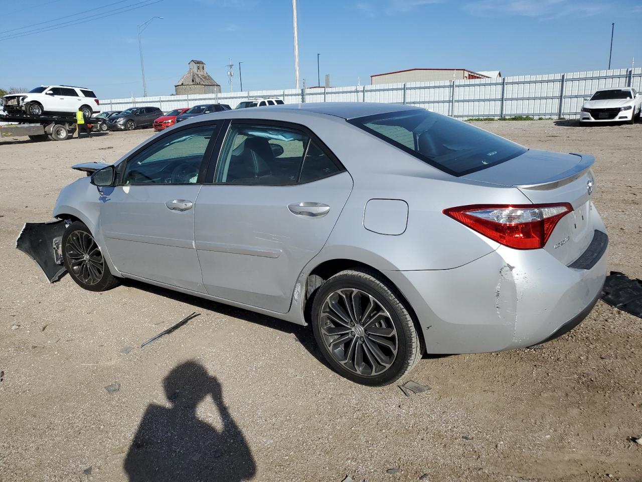 2016 Toyota Corolla L VIN: 5YFBURHE4GP422774 Lot: 85595275