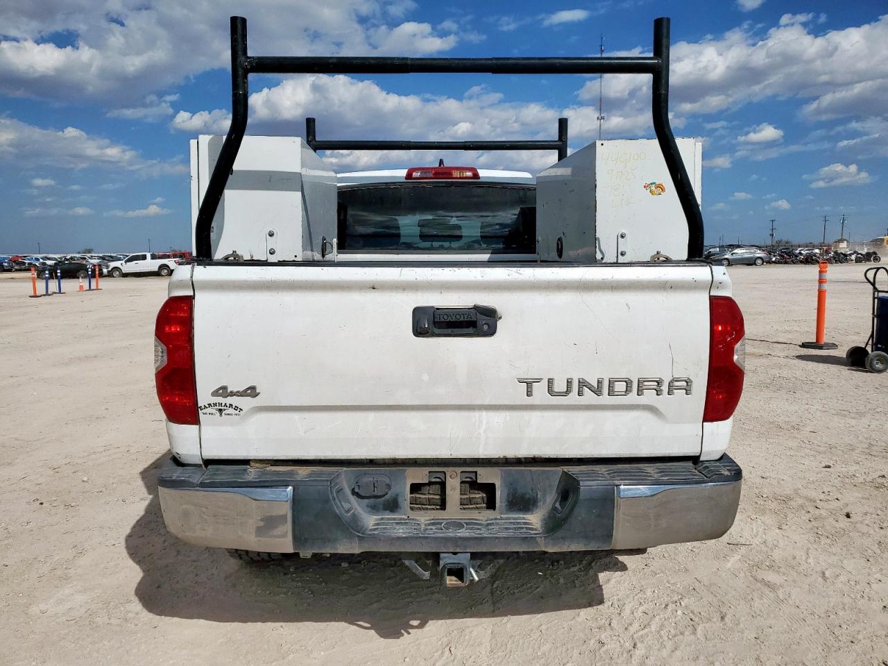2020 Toyota Tundra Crewmax Sr5 VIN: 5TFDY5F15LX889347 Lot: 84817145