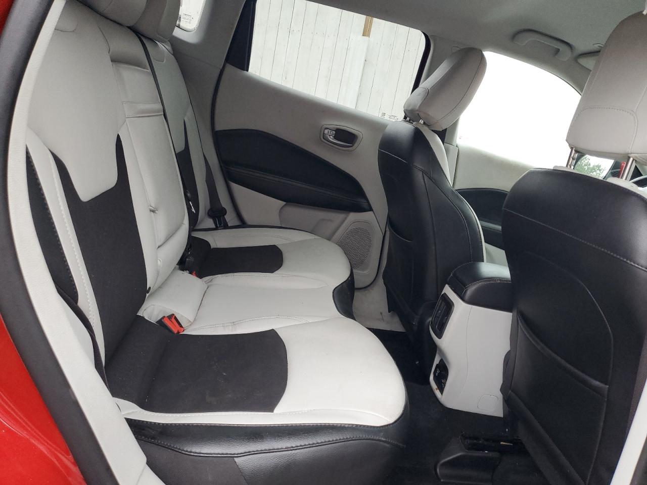 2019 Jeep Compass Latitude VIN: 3C4NJDBB5KT778129 Lot: 90091965