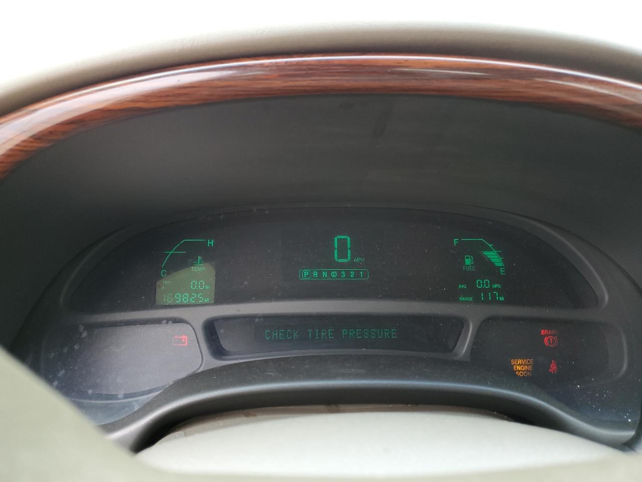 2004 Cadillac Deville VIN: 1G6KD54Y84U117305 Lot: 90316565