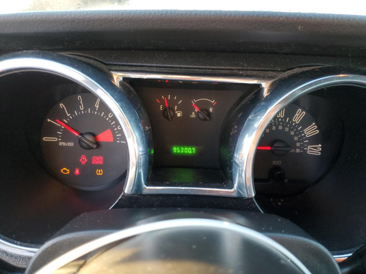 2009 Ford Mustang VIN: 1ZVHT80NX95101774 Lot: 85192005