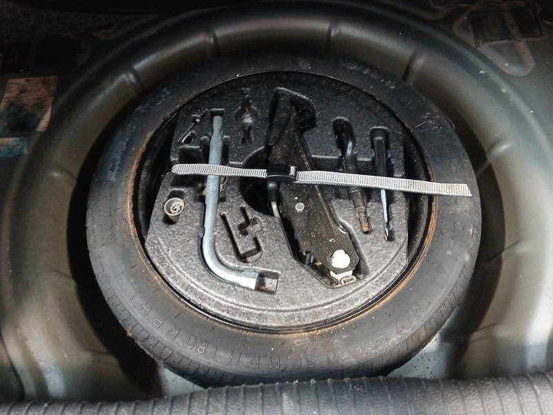 2009 VOLKSWAGEN GOLF 1.6 TDI 105 SE 3DR