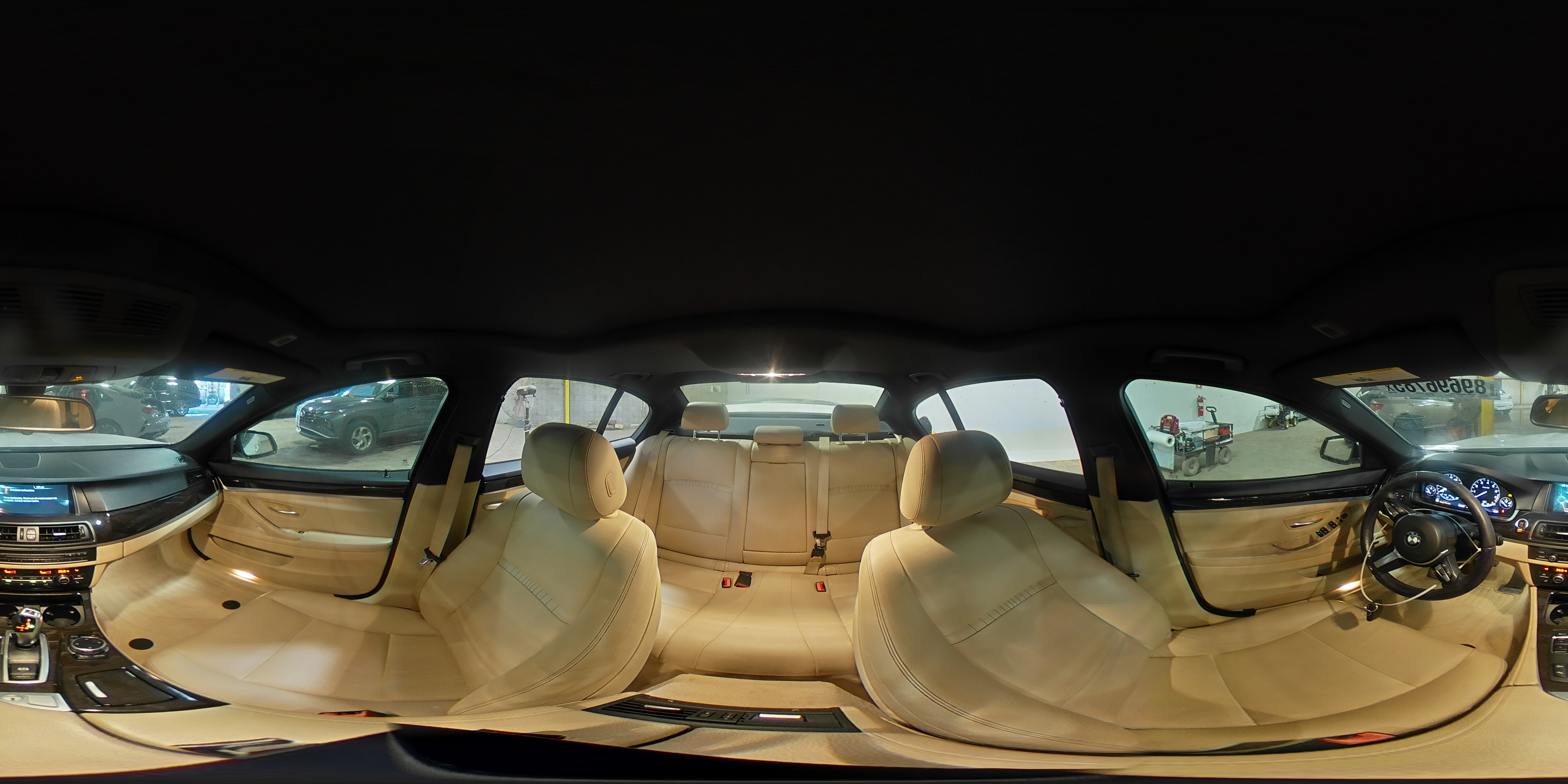 Фото: WBA5B3C50ED292786