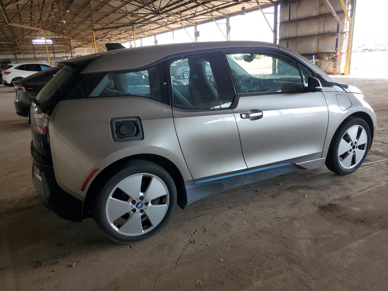 Фото: WBY1Z4C59FV501908