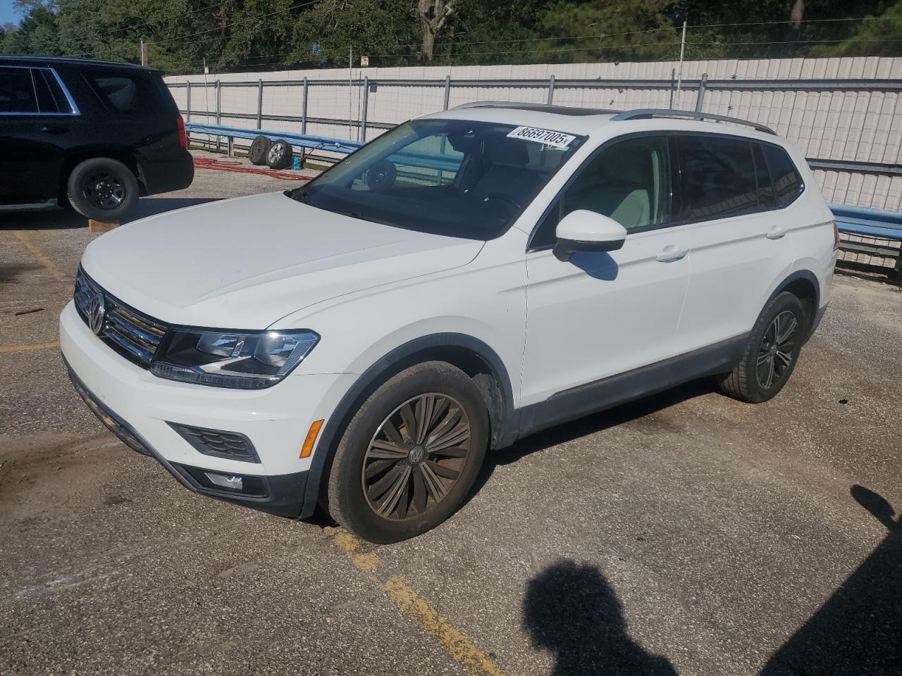 2018 Volkswagen Tiguan Se white  gas 3VV3B7AX2JM087332 photo #1