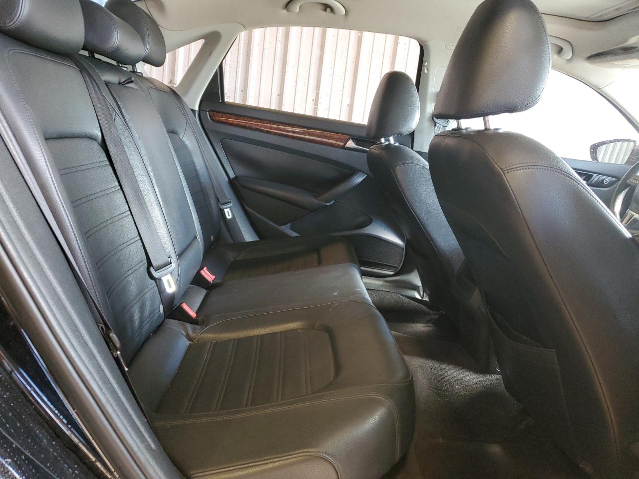 2012 Volkswagen Passat Sel VIN: 1VWCP7A33CC026439 Lot: 85749345