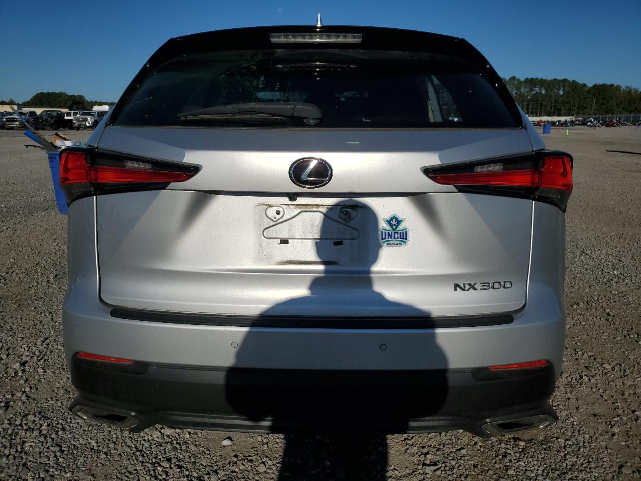 2018 Lexus Nx 300 Base VIN: JTJYARBZ5J2109833 Lot: 85708385