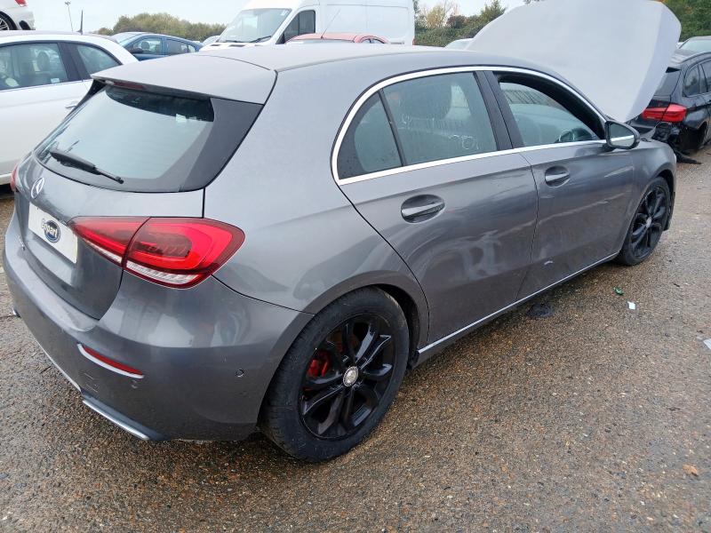 2018 MERCEDES-BENZ A 200 SPORT EXECUTIVE AUT 