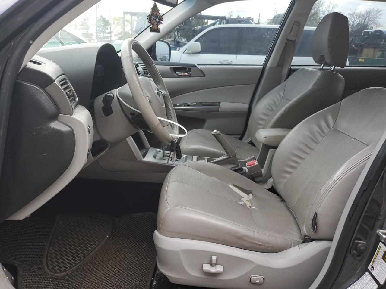 2012 Subaru Forester Touring VIN: JF2SHGGC3CH470220 Lot: 85005685