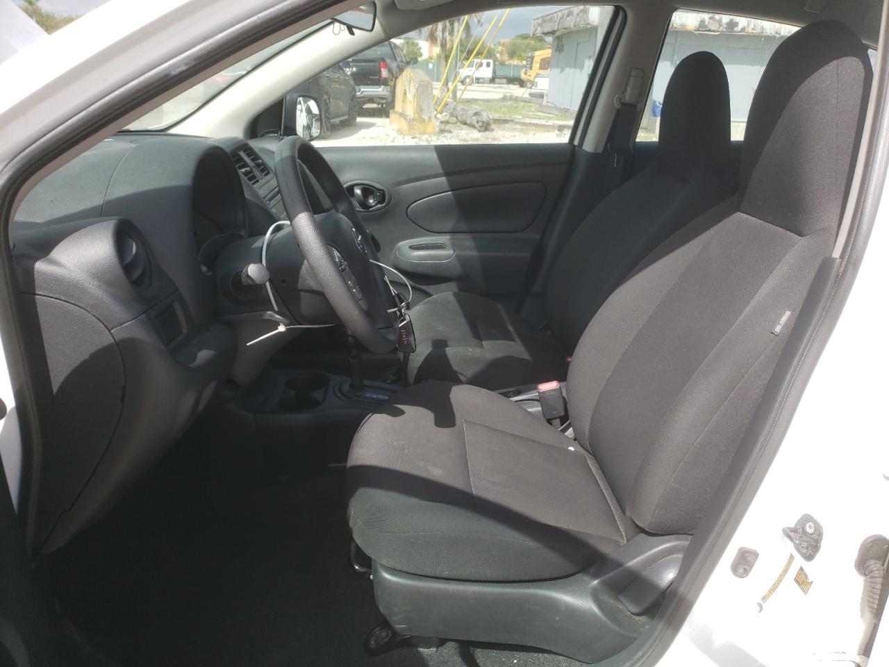 2015 Nissan Versa S VIN: 3N1CN7APXFL889830 Lot: 84057625