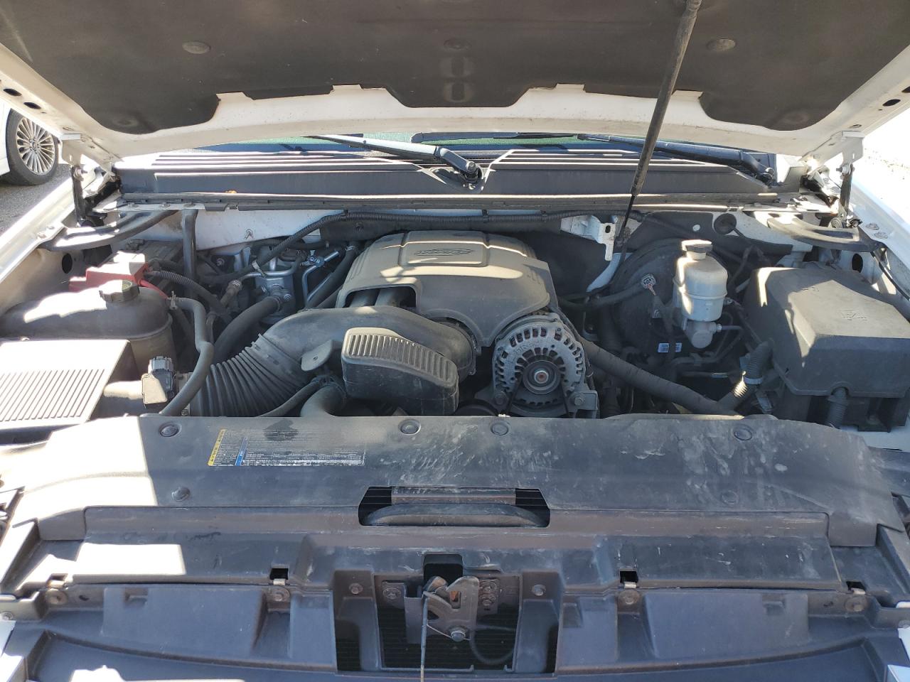2011 GMC Yukon Xl K1500 Slt VIN: 1GKS2KE34BR207477 Lot: 86133155