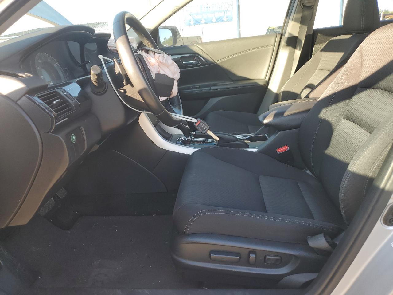 2015 Honda Accord Sport VIN: 1HGCR2F51FA134358 Lot: 82366375