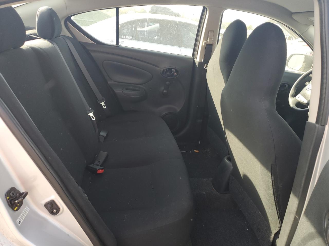 2015 Nissan Versa S VIN: 3N1CN7AP0FL833797 Lot: 85499845