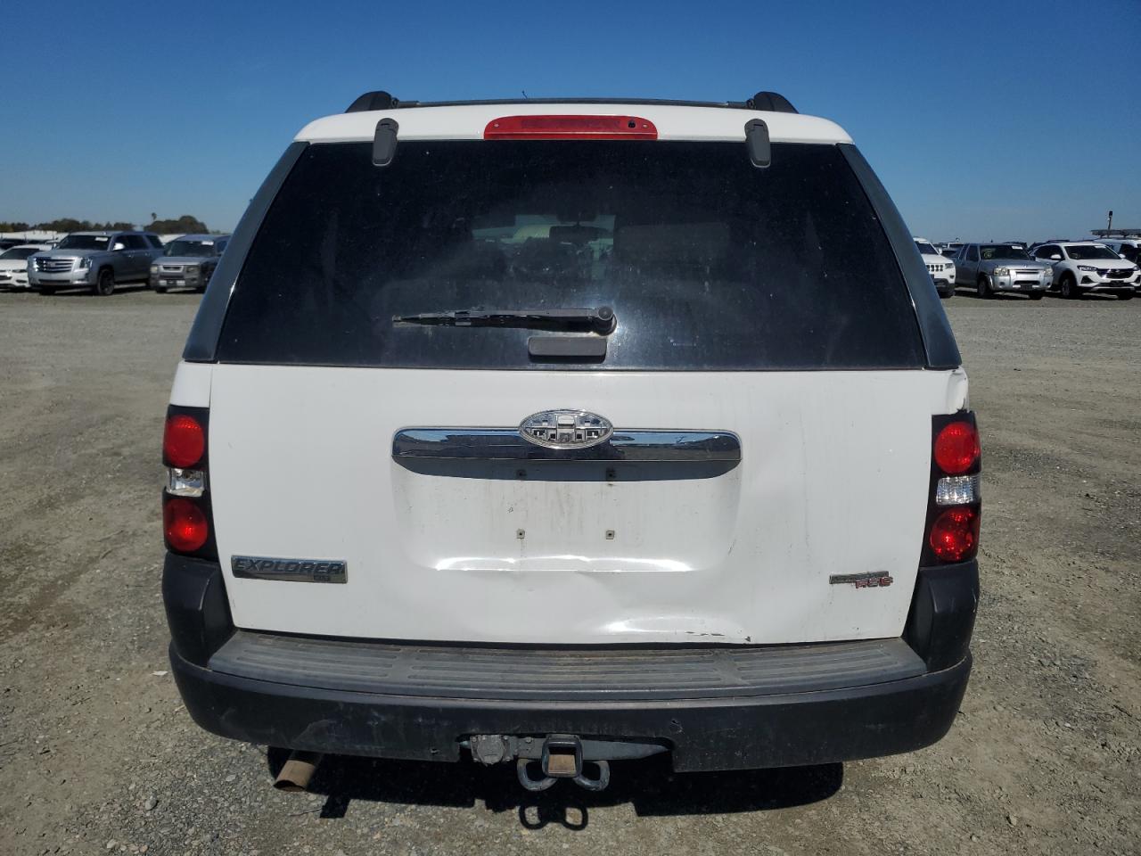 2007 Ford Explorer Xlt VIN: 1FMEU63807UB23214 Lot: 82571355