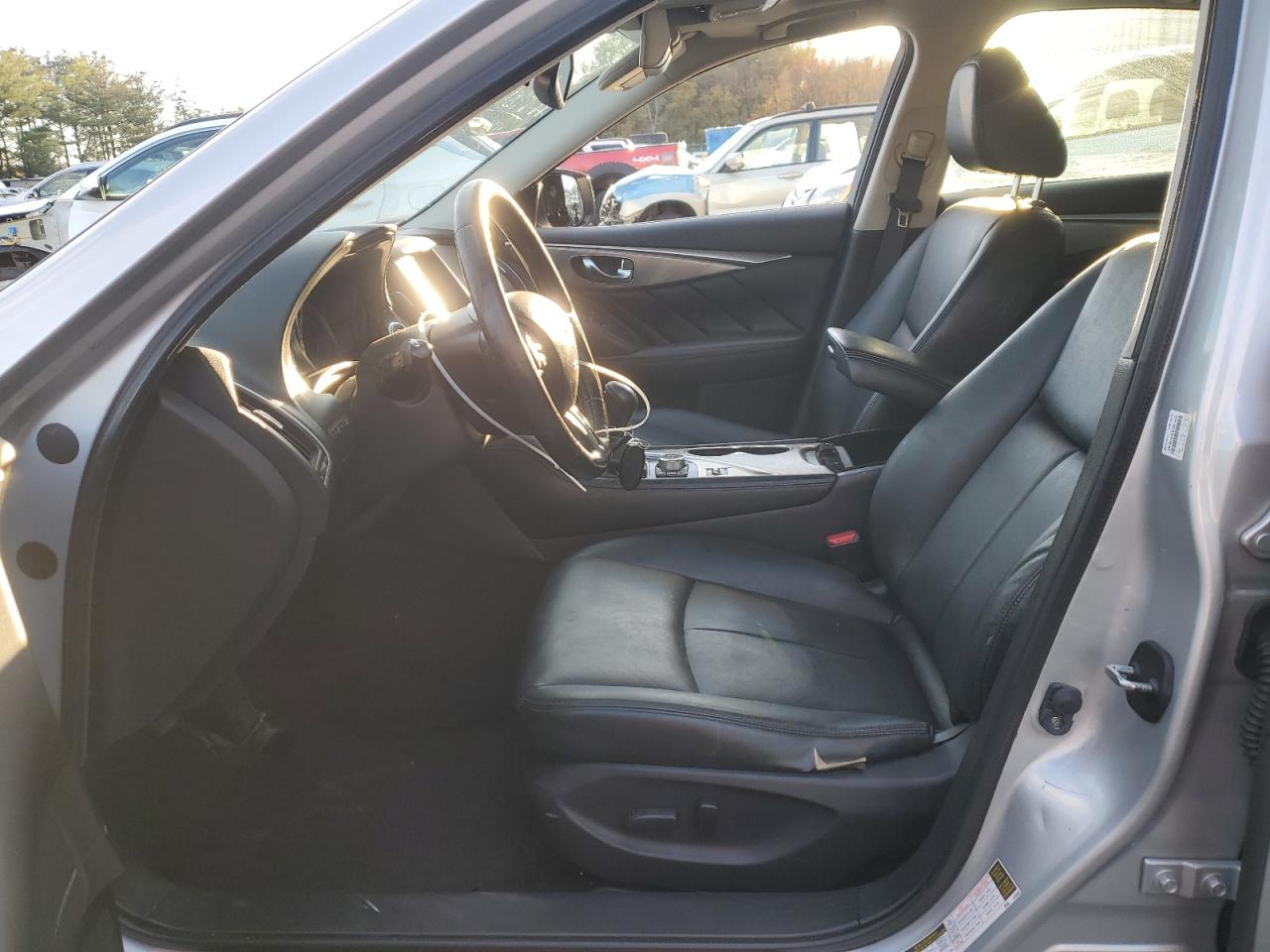 2015 Infiniti Q50 Base VIN: JN1BV7AR2FM391981 Lot: 91044035