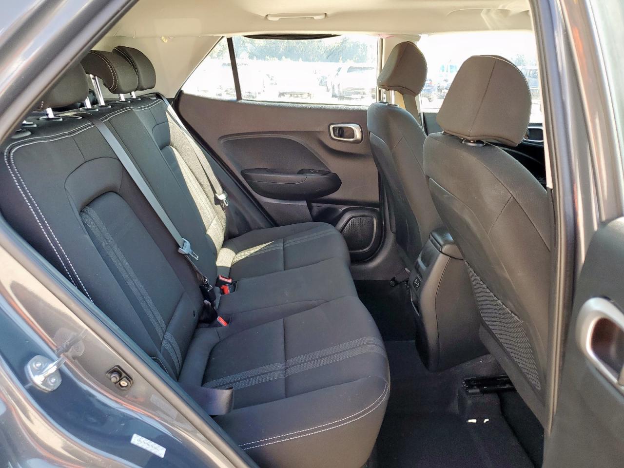 2024 Hyundai Venue Sel VIN: KMHRC8A39RU327584 Lot: 85000115