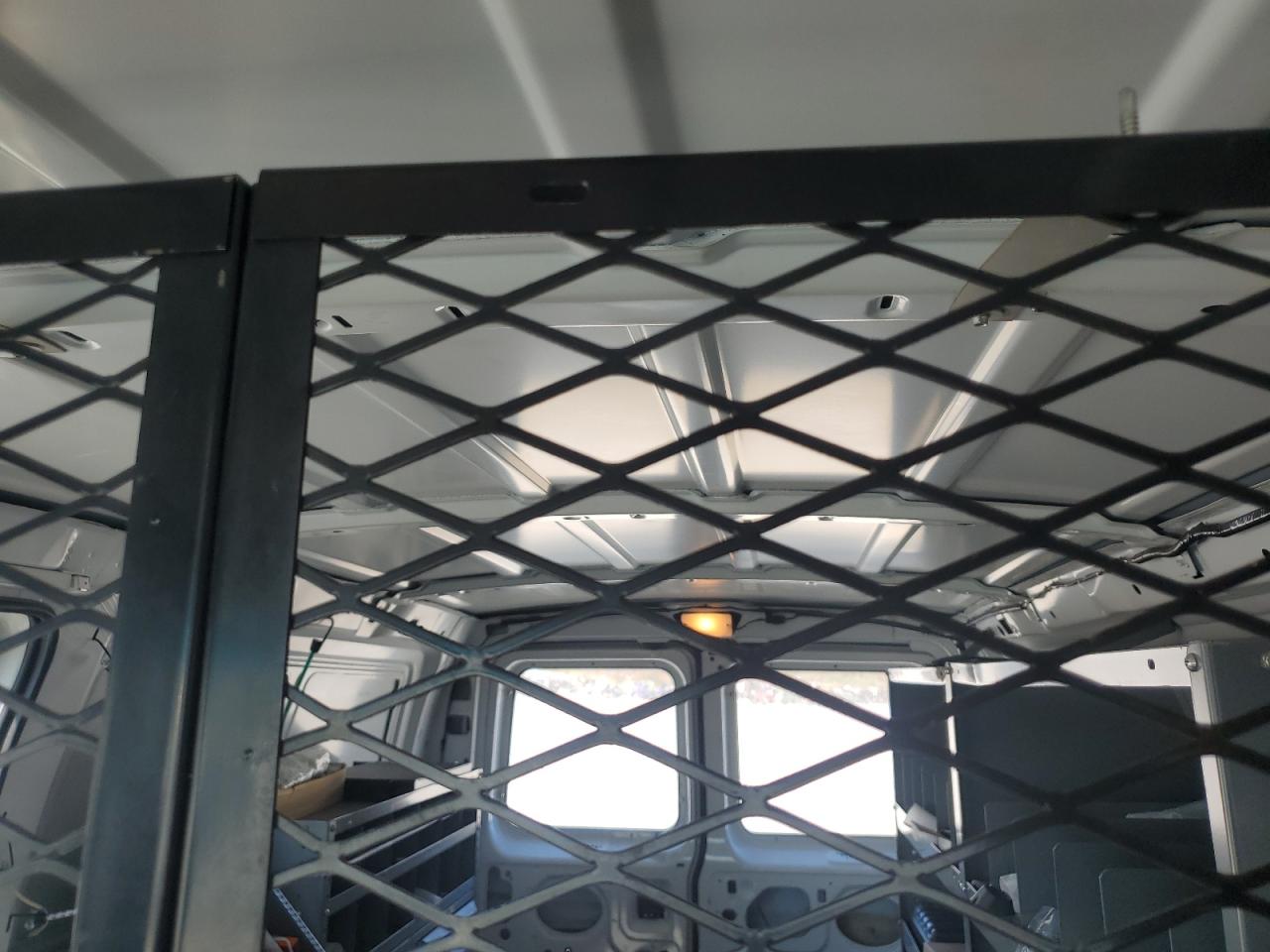 1998 Ford Econoline E150 Van VIN: 1FTRE1462WHA56500 Lot: 83772465