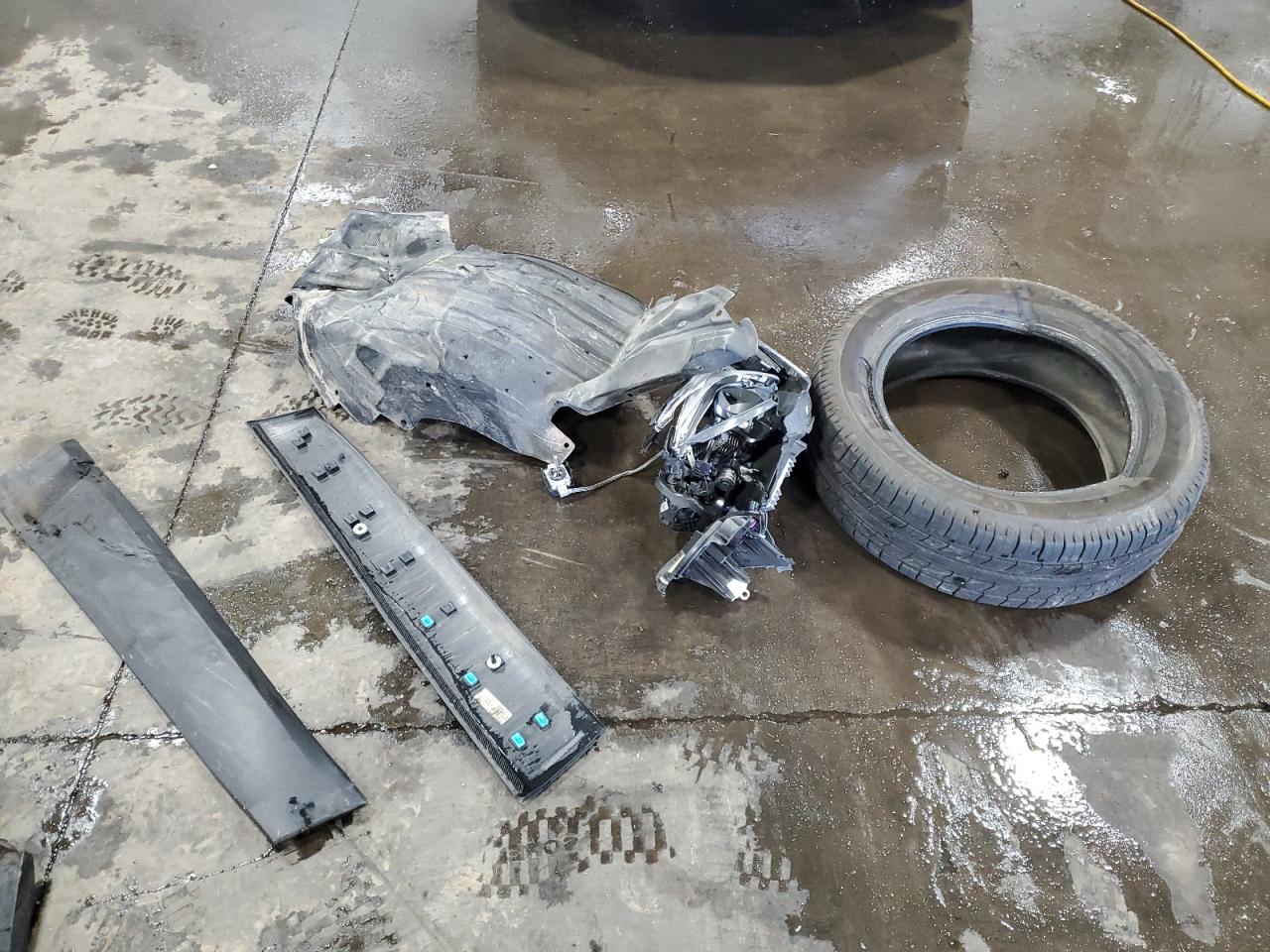 2017 Subaru Outback 2.5I Limited VIN: 4S4BSANC3H3240497 Lot: 85165565