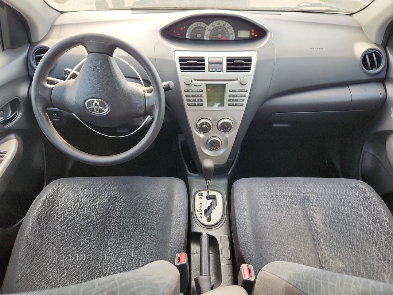 2007 Toyota Yaris VIN: JTDBT923871028063 Lot: 81988185