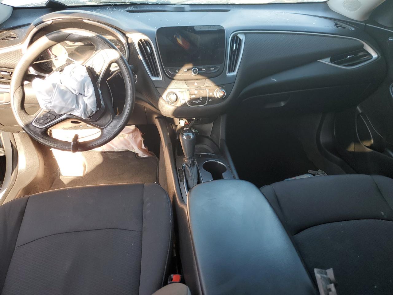 2019 Chevrolet Malibu Ls VIN: 1G1ZB5STXKF227503 Lot: 84759035