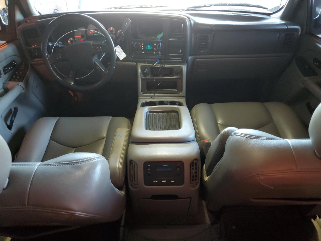 2005 Chevrolet Avalanche C1500 VIN: 3GNEC12Z55G241304 Lot: 85879245