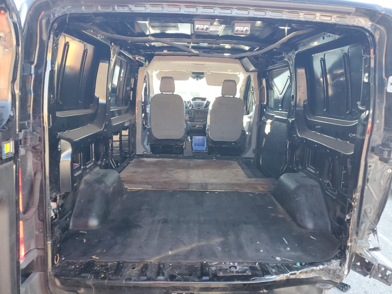 2016 Ford Transit Delivery Van VIN: 1FTYE1YM3GKB26191 Lot: 87403465