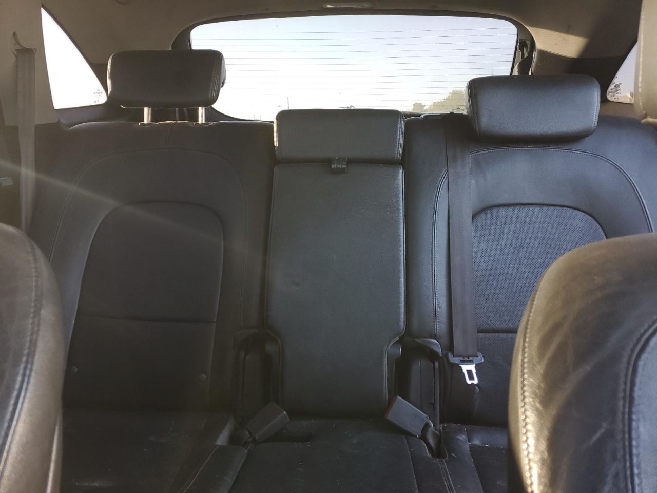 2010 Hyundai Veracruz Gls VIN: KM8NU4CC2AU135168 Lot: 82420475