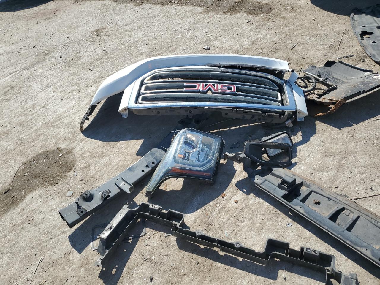 2016 GMC Yukon Slt VIN: 1GKS2BKC8GR233379 Lot: 82180105