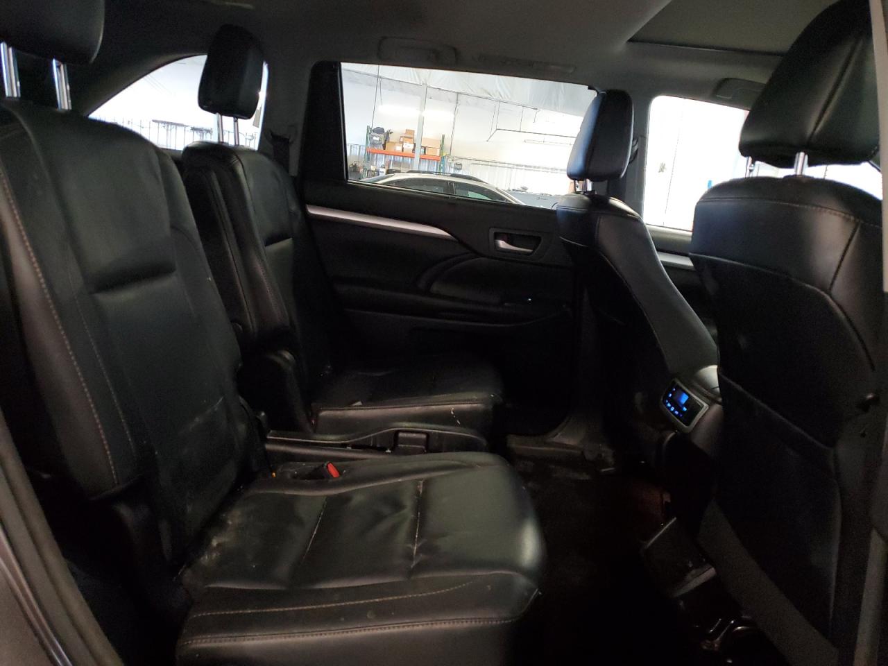 2017 Toyota Highlander Se VIN: 5TDJZRFH6HS416350 Lot: 87380695