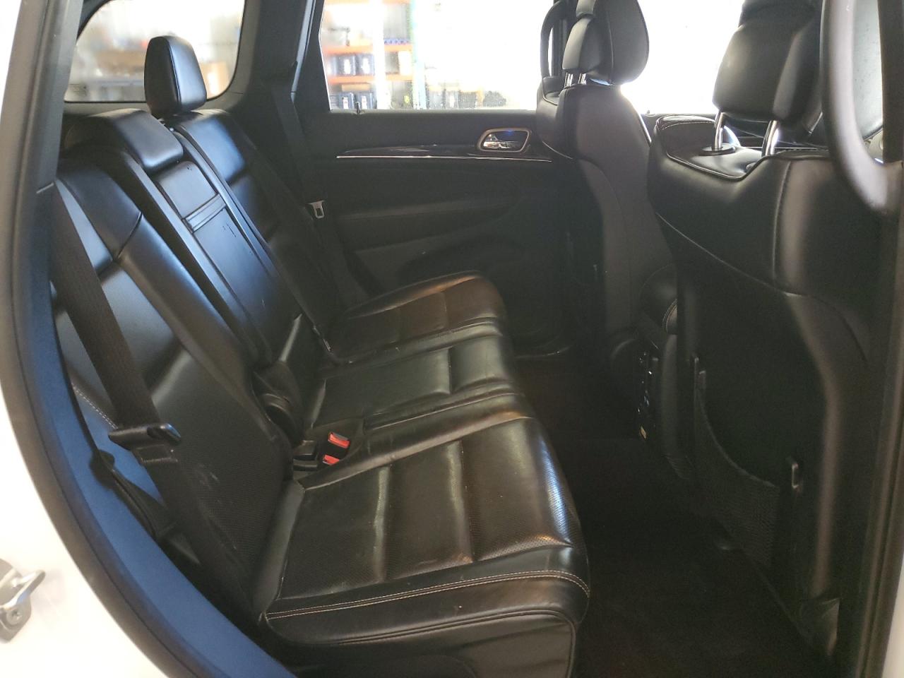 2016 Jeep Grand Cherokee Overland VIN: 1C4RJFCG8GC358147 Lot: 86132545