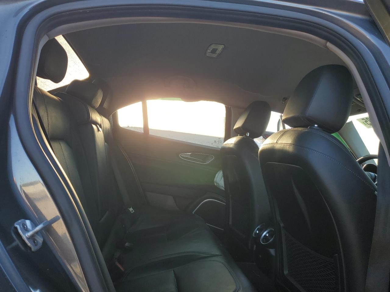 2018 Alfa Romeo Giulia VIN: ZARFAEBN2J7566012 Lot: 90335785