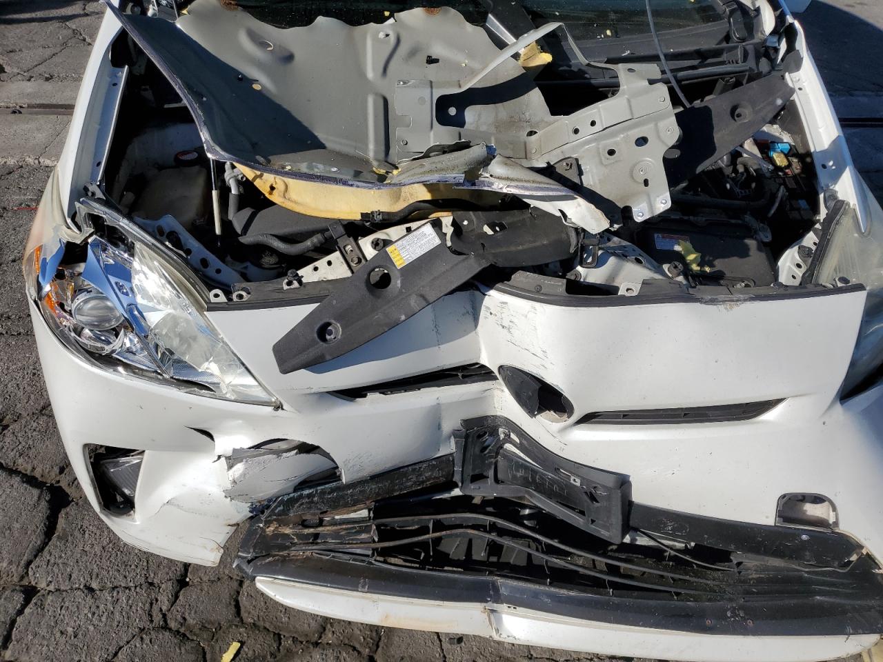 2015 Toyota Prius VIN: JTDKN3DU2F0484058 Lot: 90718795