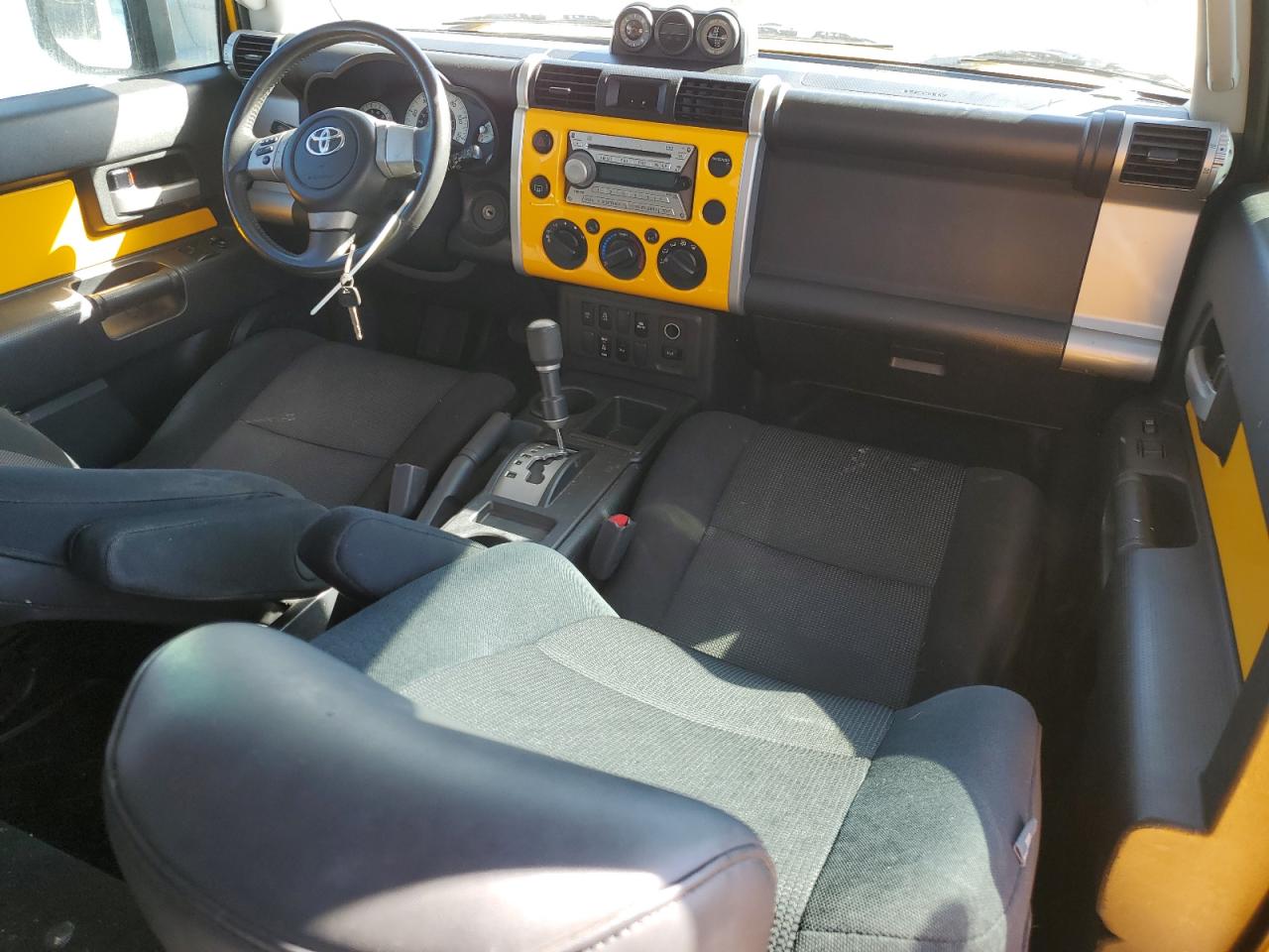 2007 Toyota Fj Cruiser VIN: JTEZU11F370009849 Lot: 87402555