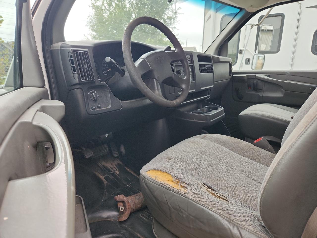 2003 Chevrolet Express G3500 VIN: 1GBJG31U131161575 Lot: 84962995