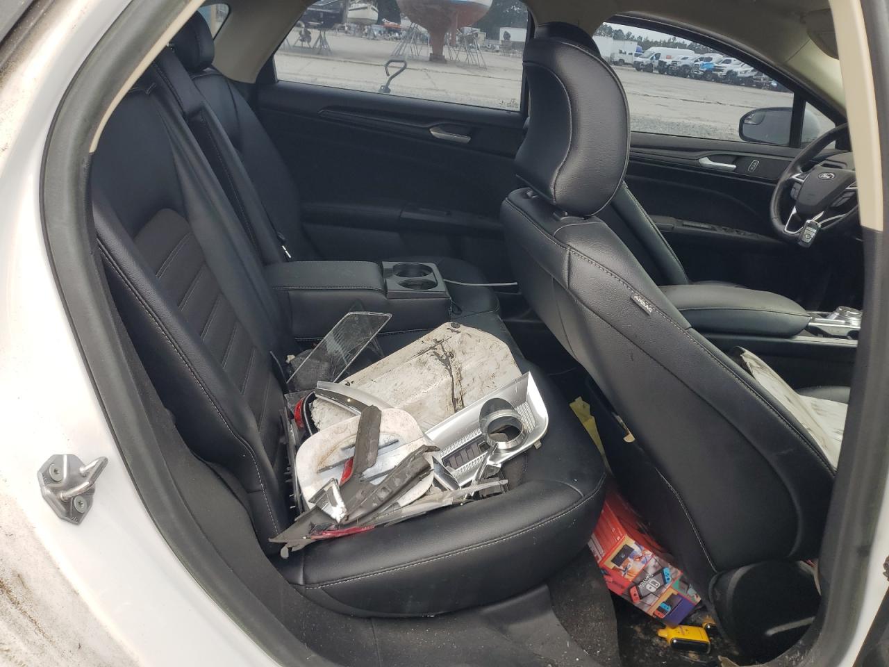 2018 Ford Fusion Se VIN: 3FA6P0HD2JR244608 Lot: 82263535