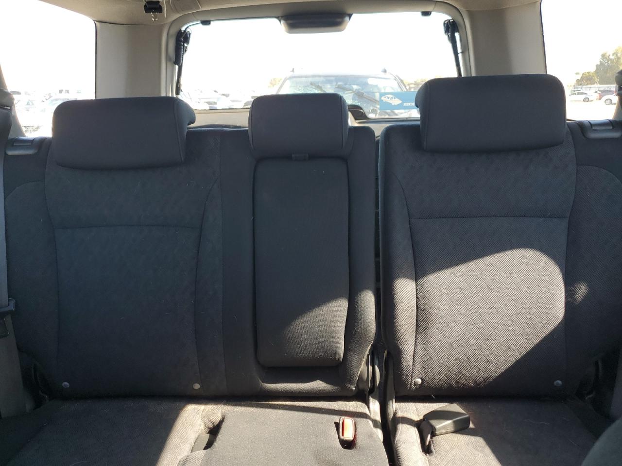 2005 Honda Cr-V Lx VIN: JHLRD68505C016173 Lot: 85528095