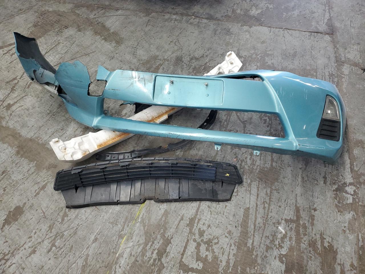 2013 Toyota Prius C VIN: JTDKDTB30D1053979 Lot: 82218115