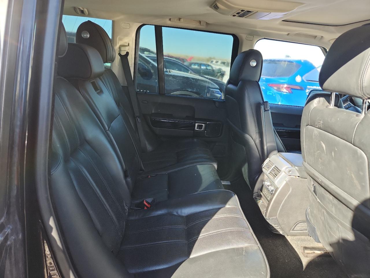 2011 Land Rover Range Rover Hse Luxury VIN: SALMF1E43BA359544 Lot: 90130595