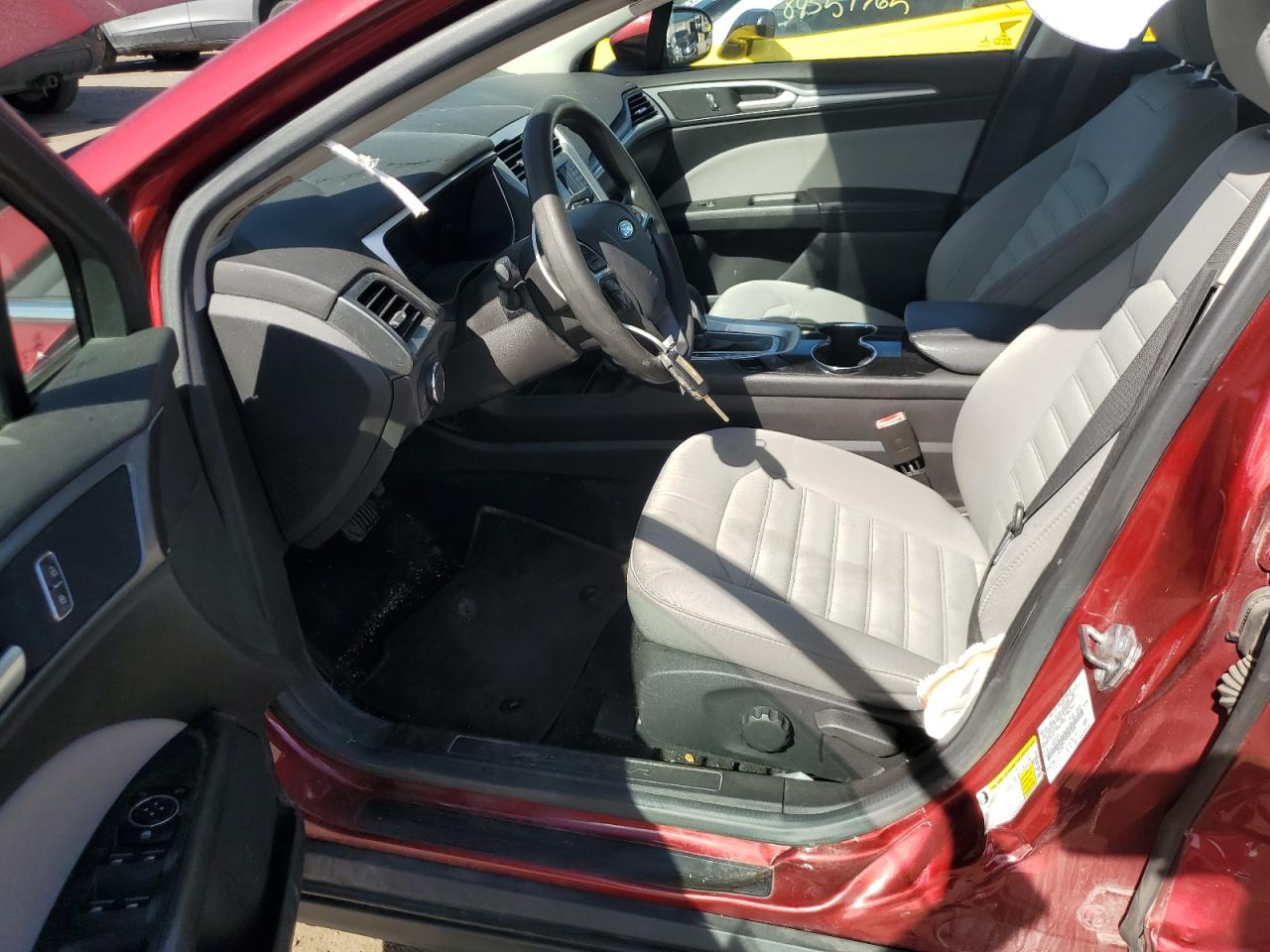 2015 Ford Fusion S VIN: 3FA6P0G74FR222838 Lot: 82203695