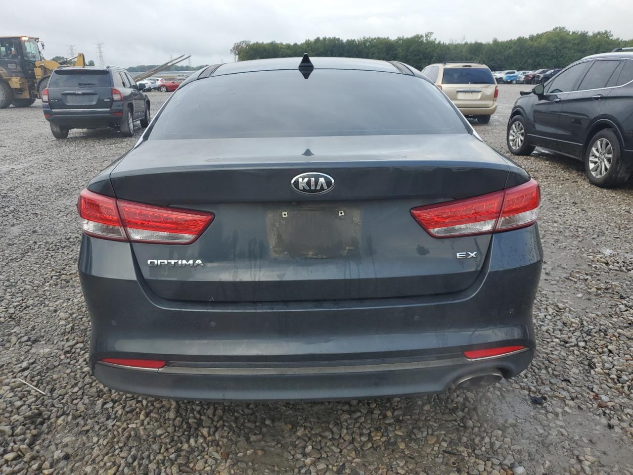 2016 Kia Optima Ex VIN: 5XXGU4L38GG010817 Lot: 82243285