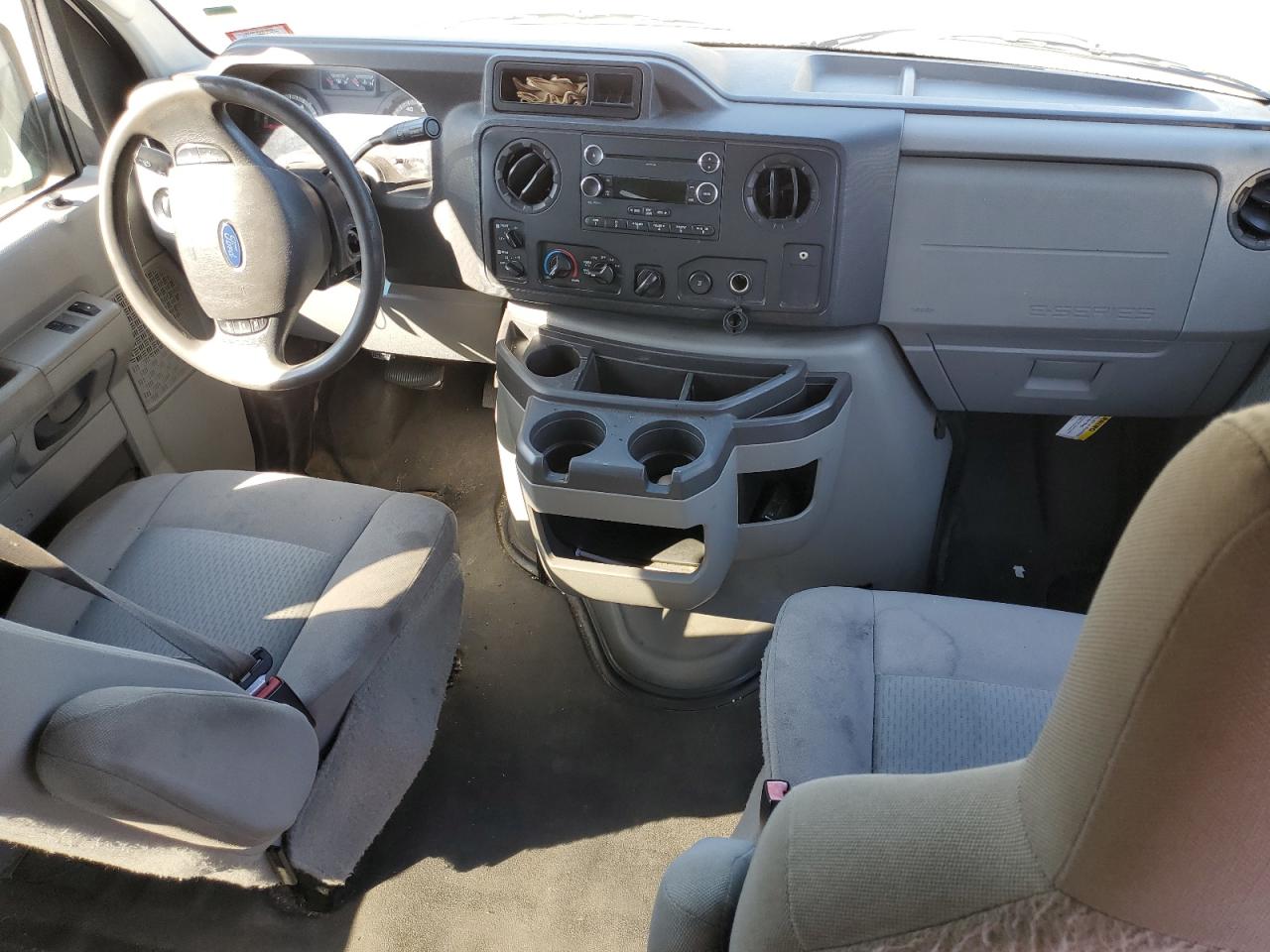 2014 Ford Econoline E350 Super Duty Wagon VIN: 1FBSS3BL7EDA97360 Lot: 85180175