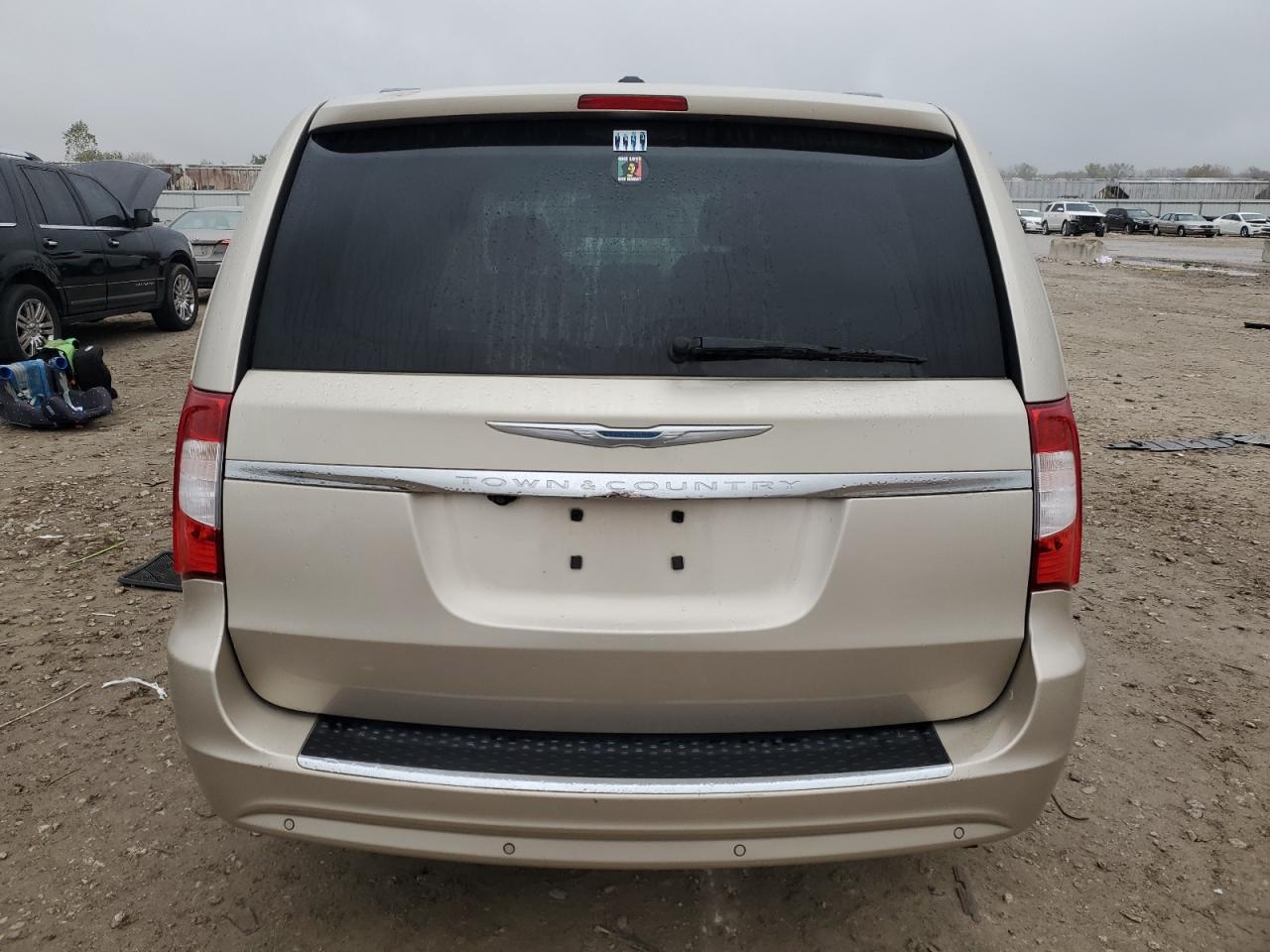 2013 Chrysler Town & Country Touring L VIN: 2C4RC1CG3DR781640 Lot: 82321705