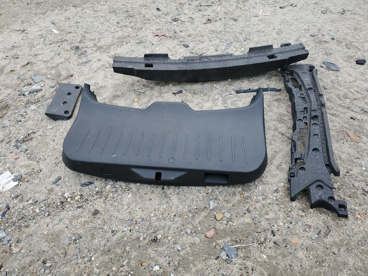 2017 Chevrolet Equinox Lt VIN: 2GNALCEK2H1553988 Lot: 85898125