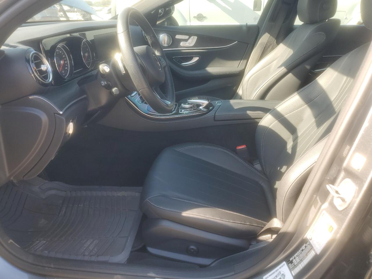 2017 Mercedes-Benz E 300 4Matic VIN: WDDZF4KB3HA186625 Lot: 86179785