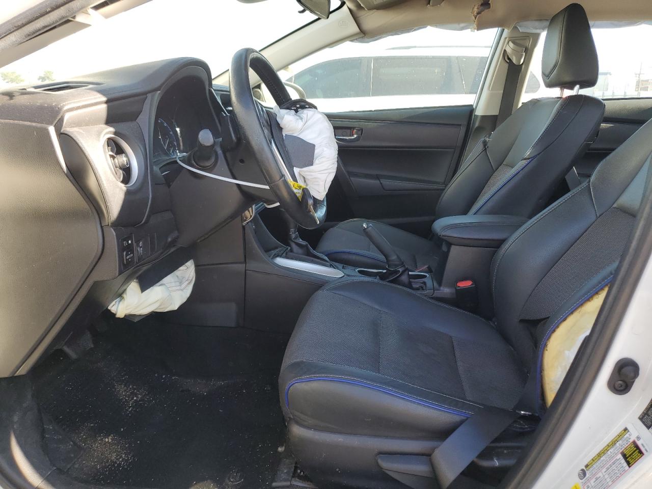 2019 Toyota Corolla L VIN: 2T1BURHE1KC242225 Lot: 90091455