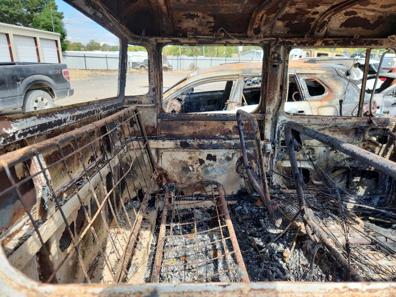 1998 Toyota Landcruisr VIN: 9BRBJ0160W1015738 Lot: 87036385