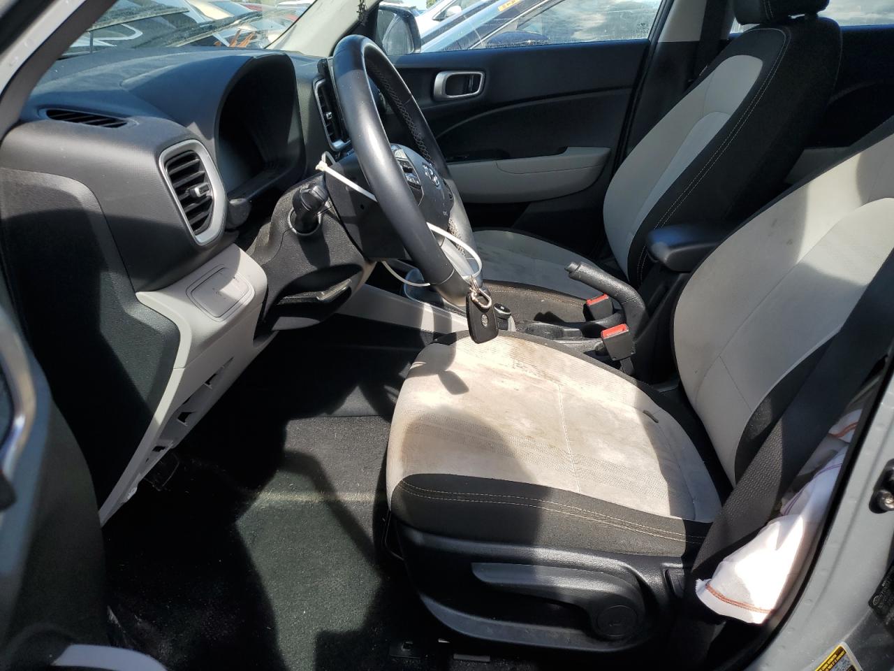 2023 Hyundai Venue Sel VIN: KMHRC8A37PU221700 Lot: 81960795