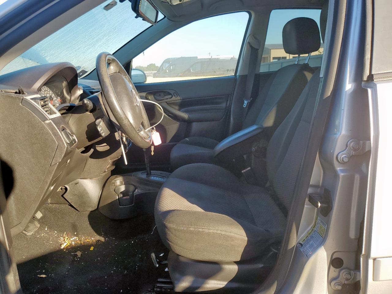 2007 Ford Focus Zx5 VIN: 1FAFP37N87W174937 Lot: 84542035