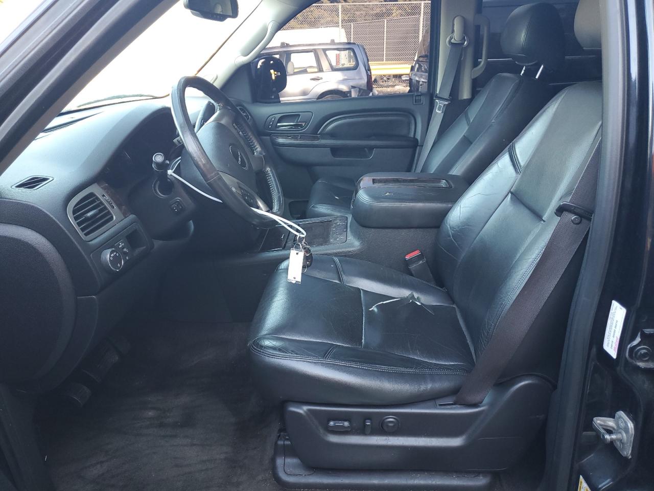 2012 GMC Yukon Xl Denali VIN: 1GKS2MEF5CR228085 Lot: 86874025